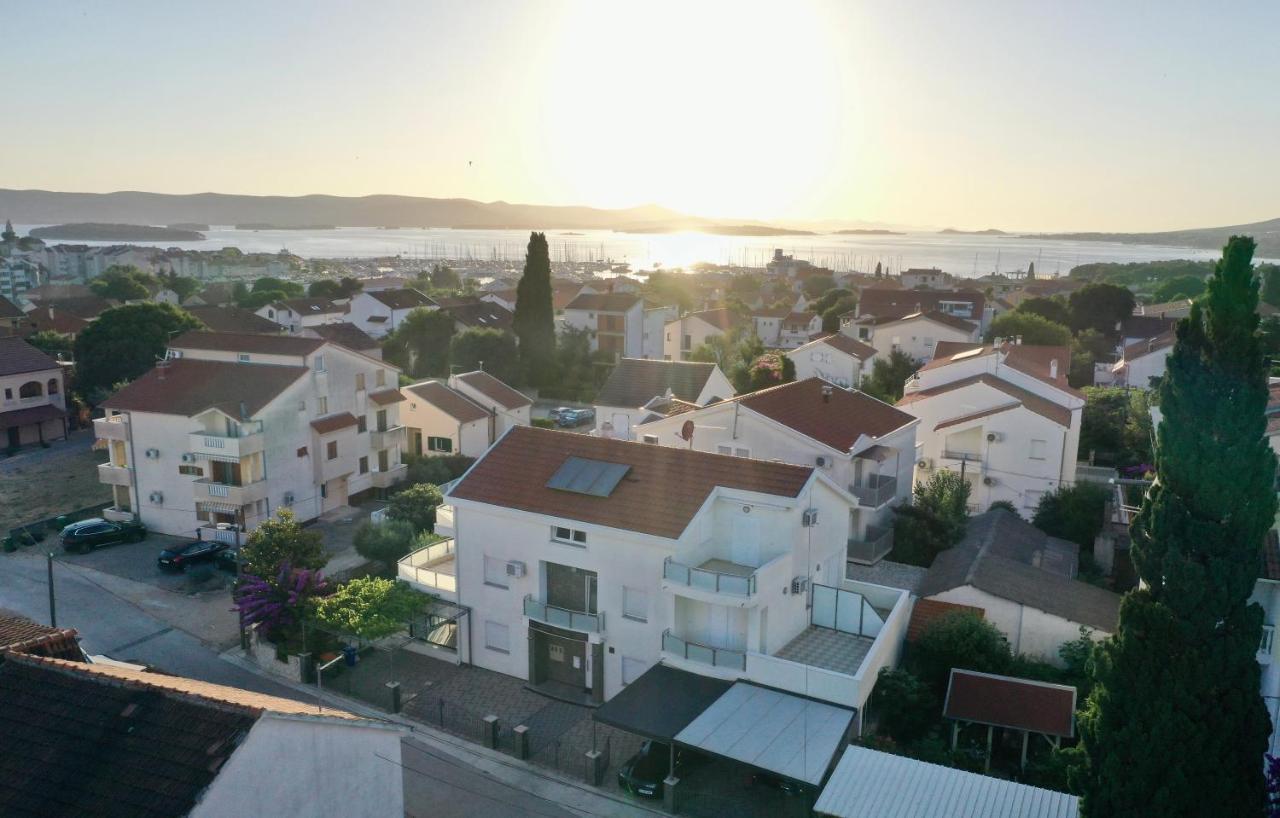 Apartments Dumancic Біоград-на-Мору Екстер'єр фото