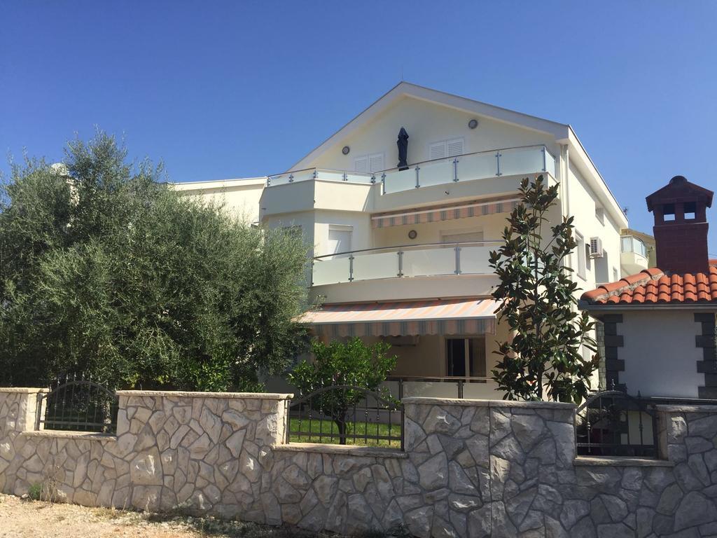 Apartments Dumancic Біоград-на-Мору Екстер'єр фото