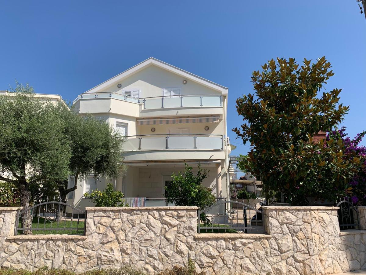 Apartments Dumancic Біоград-на-Мору Екстер'єр фото