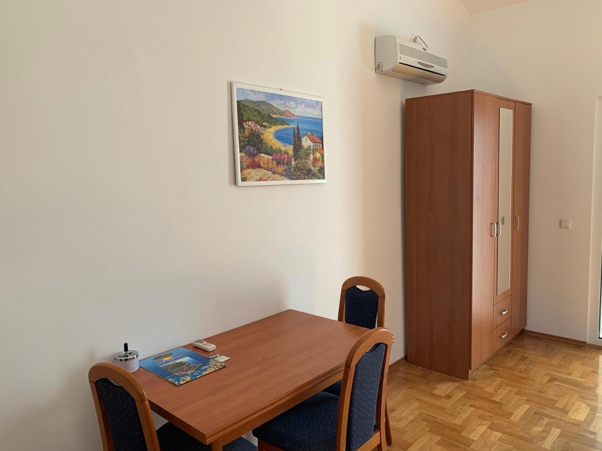Apartments Dumancic Біоград-на-Мору Екстер'єр фото