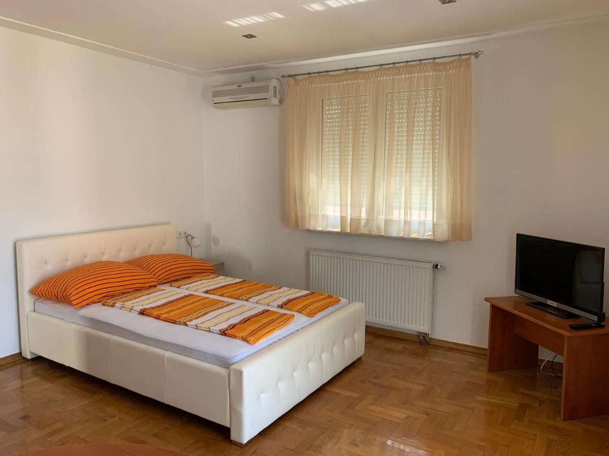 Apartments Dumancic Біоград-на-Мору Екстер'єр фото